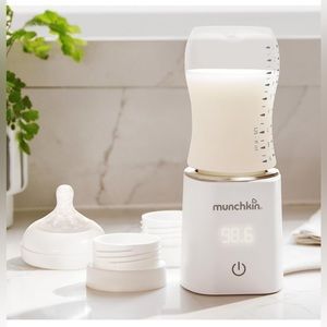 New Munchkin 98° Digital Bottle Warmer – Perfect Temperature, Every Time
